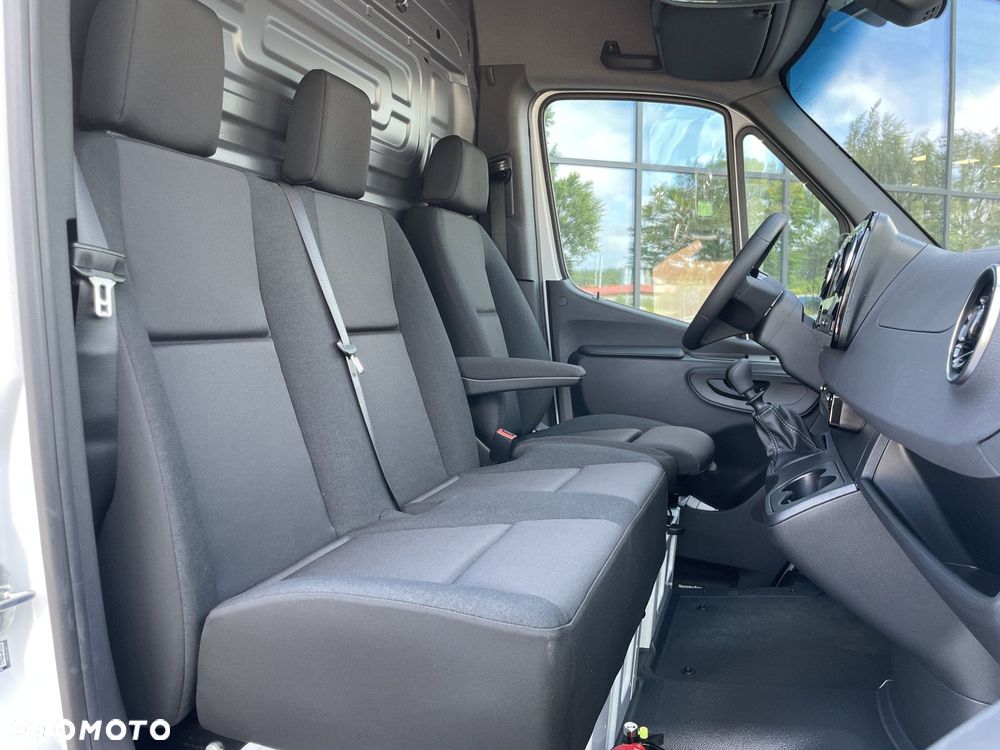 Mercedes-Benz Sprinter 317 CDI KA OM654 - 17