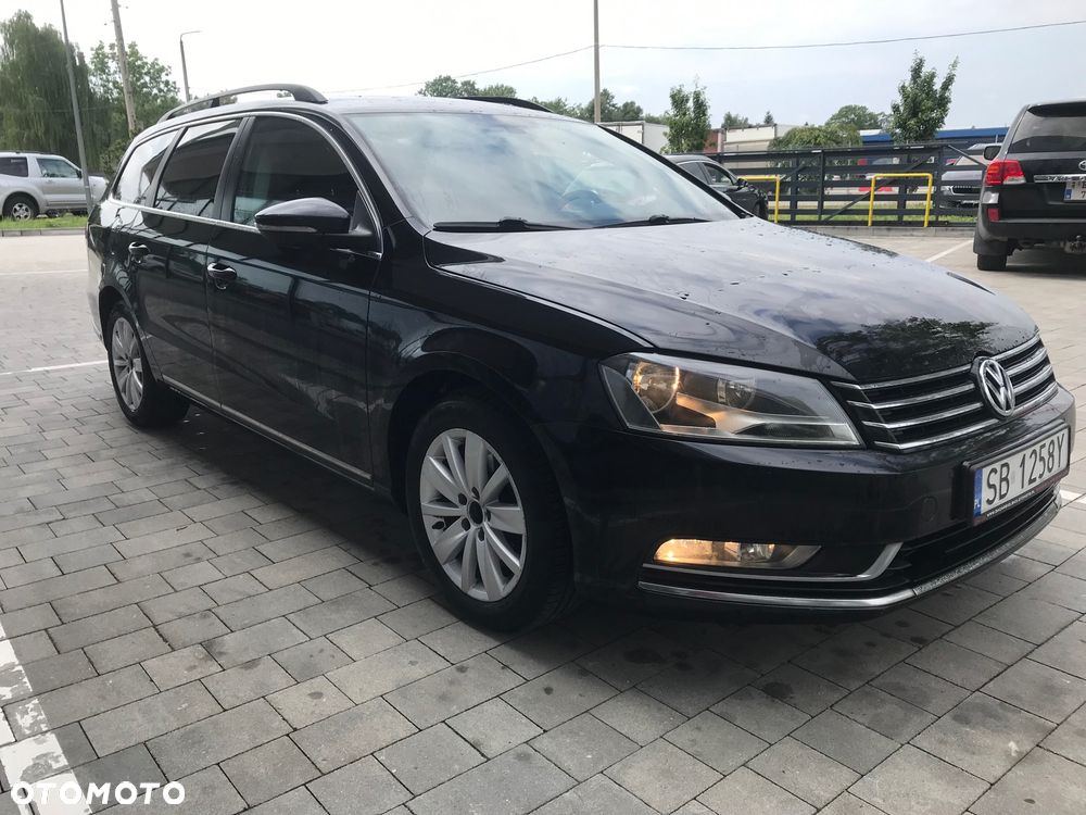 Volkswagen Passat - 4