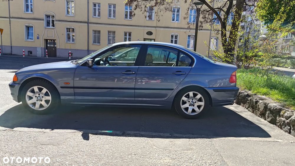 BMW Seria 3 - 4