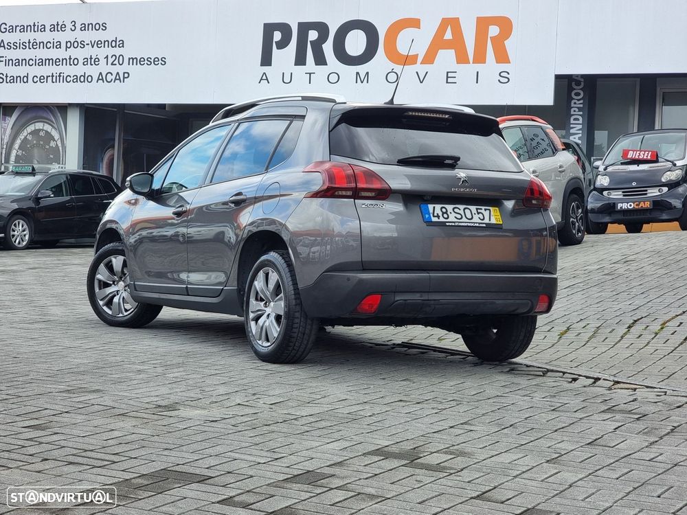 Peugeot 2008 1.6 BlueHDi Style - 26