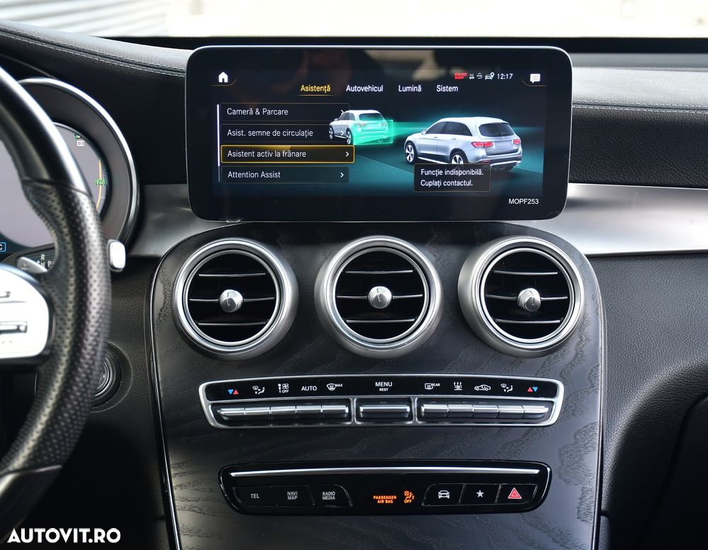 Mercedes-Benz GLC 300 de 4Matic 9G-TRONIC AMG Line - 26