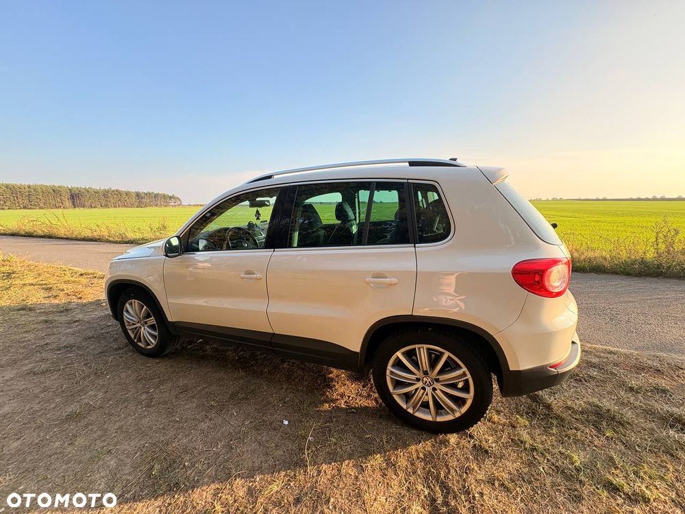 Volkswagen Tiguan 2.0 TSI 4Mot Track DSG - 4