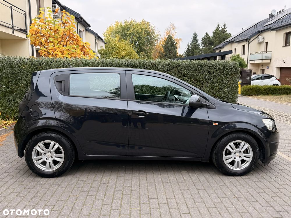 Chevrolet Aveo - 7
