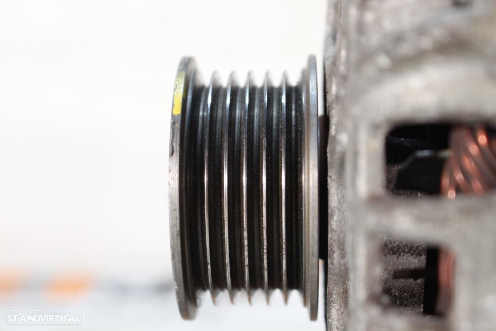 Alternador Volkswagen Up (121, 122, Bl1, Bl2)  04C903023a / Alternador - 6