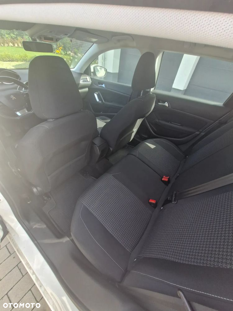 Peugeot 308 - 4