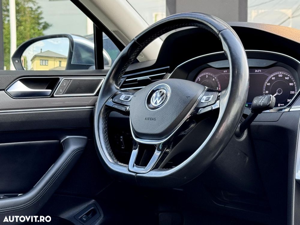 Volkswagen Passat Alltrack 2.0 TDI DSG 4Motion - 12