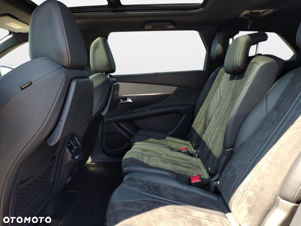 Peugeot 5008 - 21