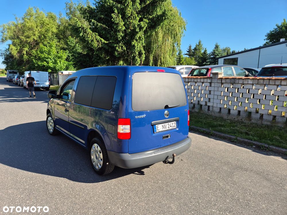 Volkswagen Caddy - 10
