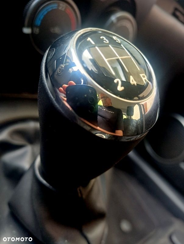Mazda 2 1.3 Independence - 22
