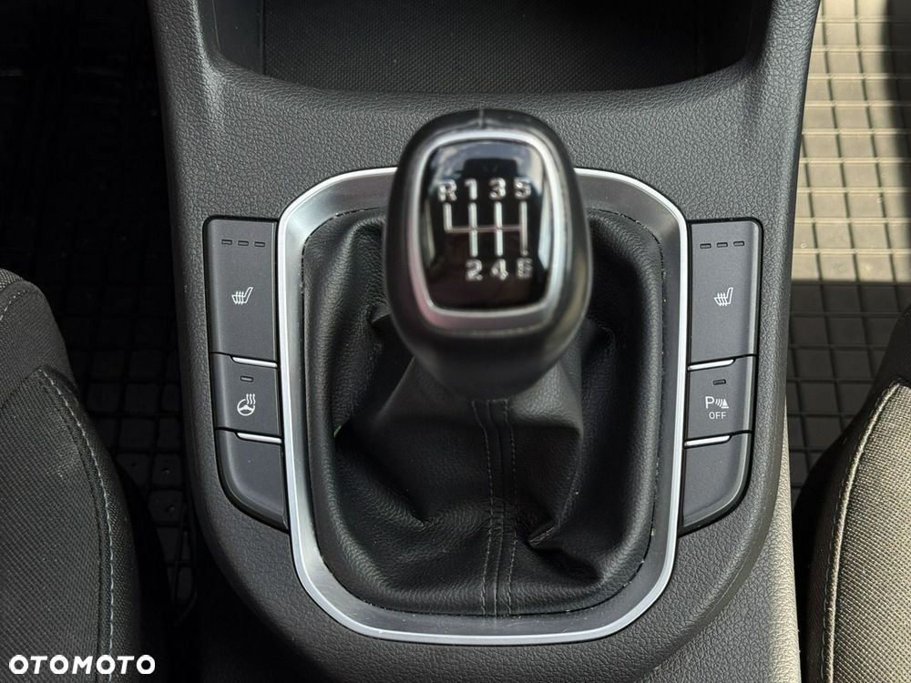 Hyundai i30 1.0 T-GDI Smart - 26