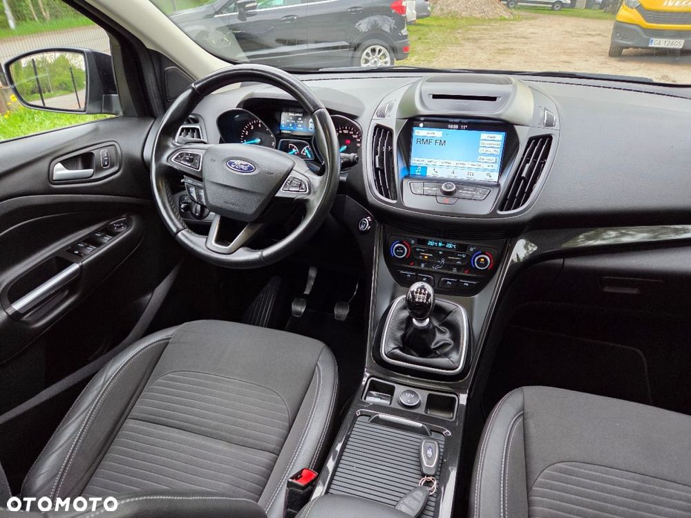 Ford Kuga 1.5 EcoBoost 2x4 Titanium - 21