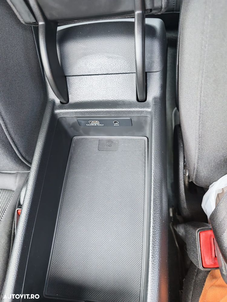 Audi A4 Limuzina - 5