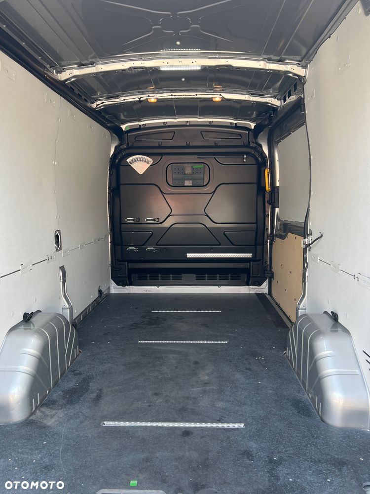 Ford Transit - 7