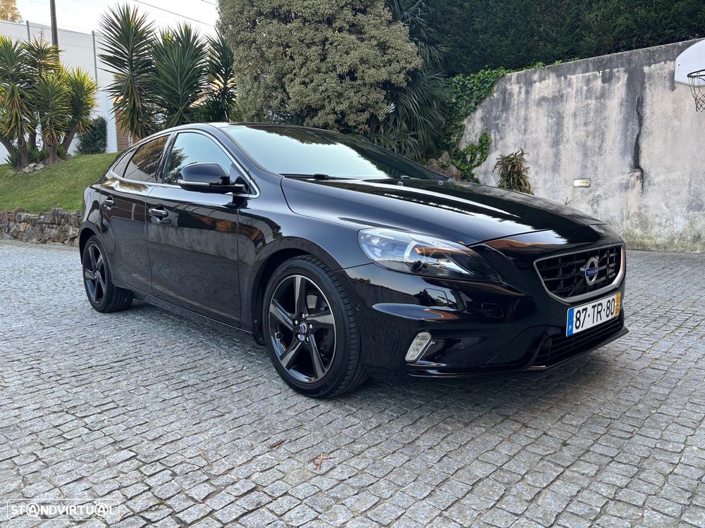 Volvo V40 D2 R Design - 3