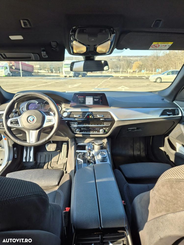 BMW Seria 5 520i Aut. - 10