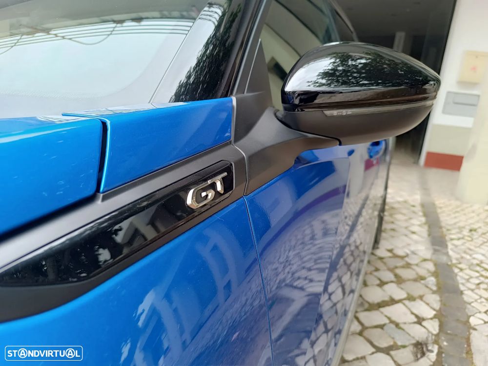 Peugeot 2008 PureTech 130 EAT8 GT - 34