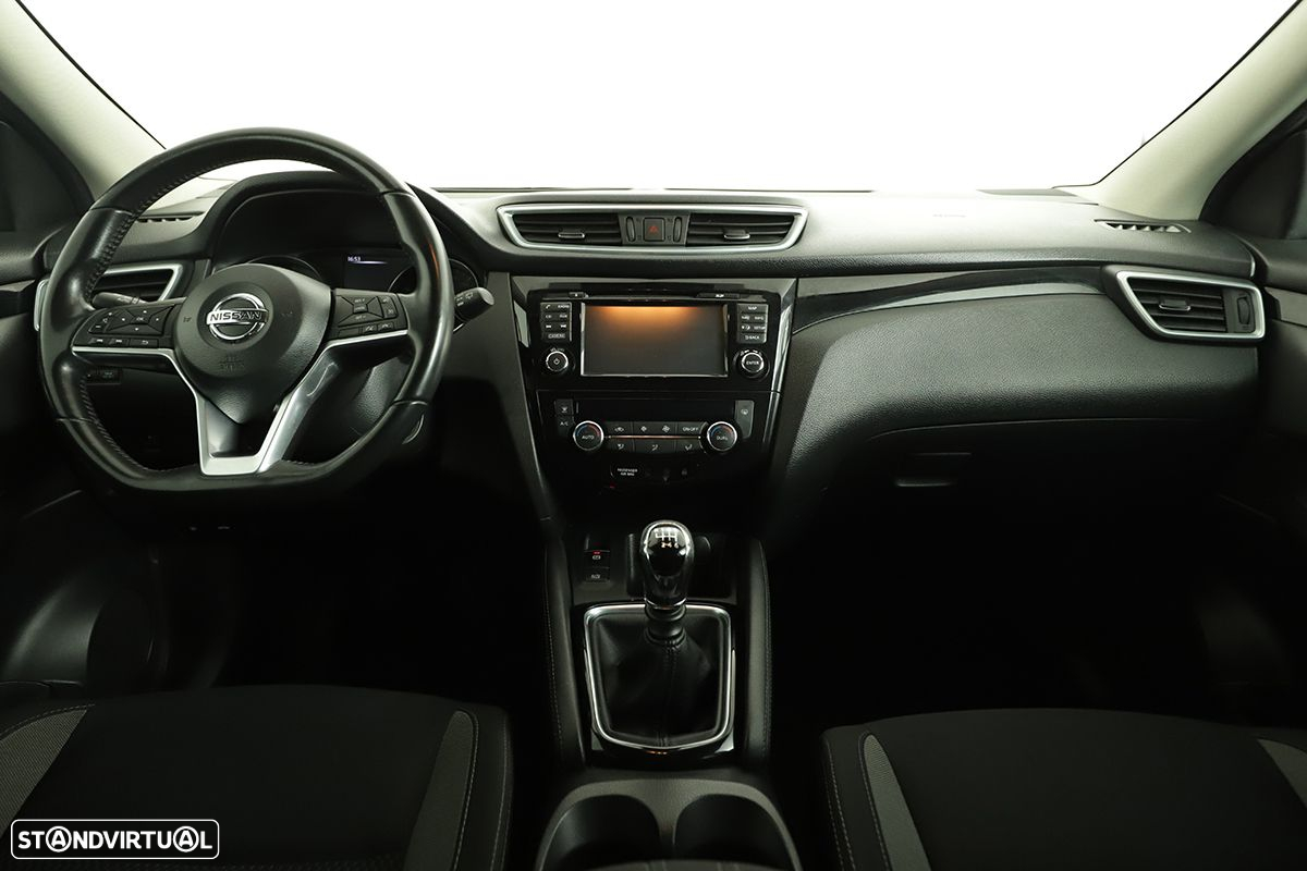 Nissan Qashqai 1.5 dCi N-Connecta - 8