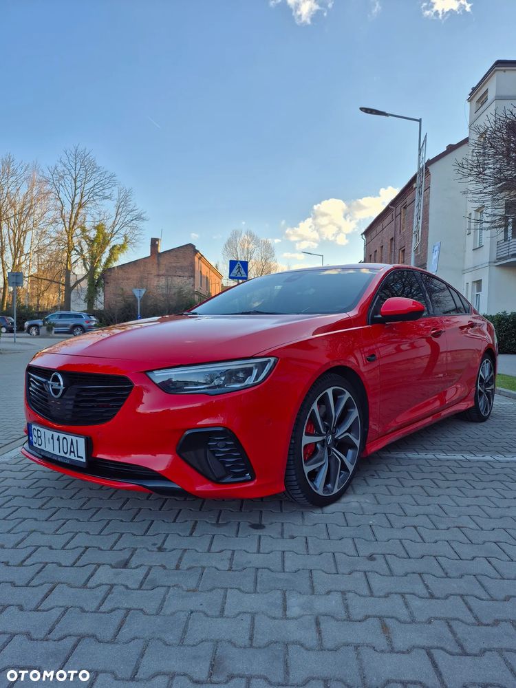 Opel Insignia 2.0 T 4x4 GSi S&S - 2
