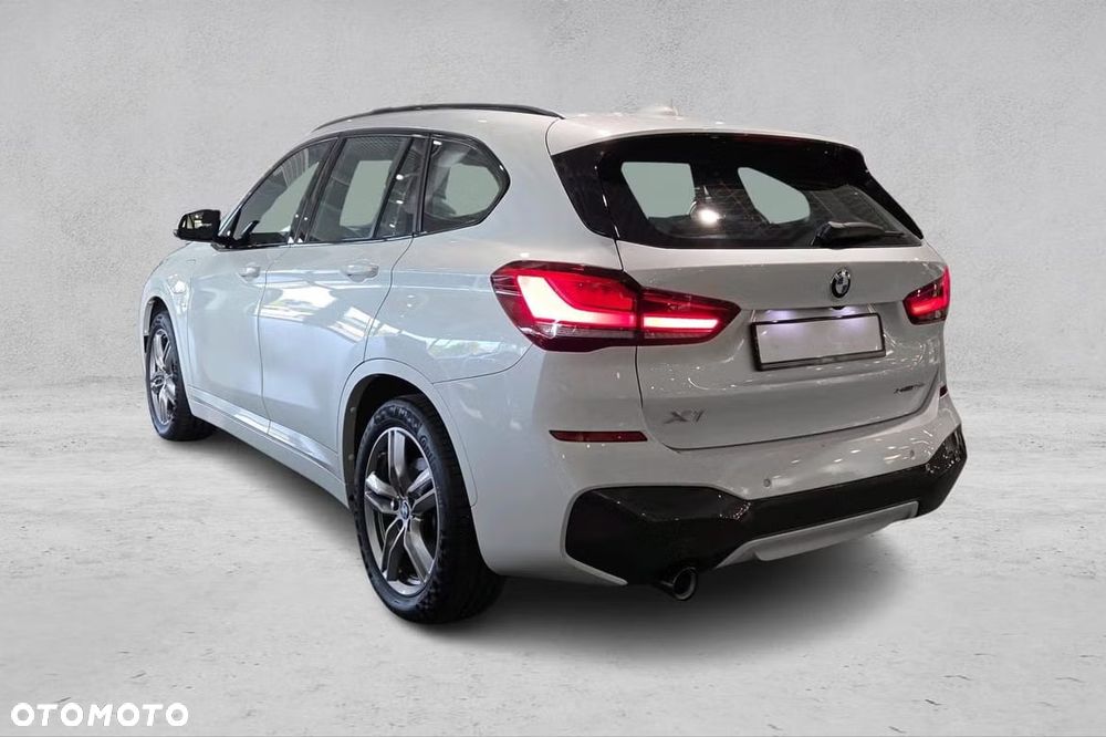 BMW X1 xDrive25e M Sport - 3