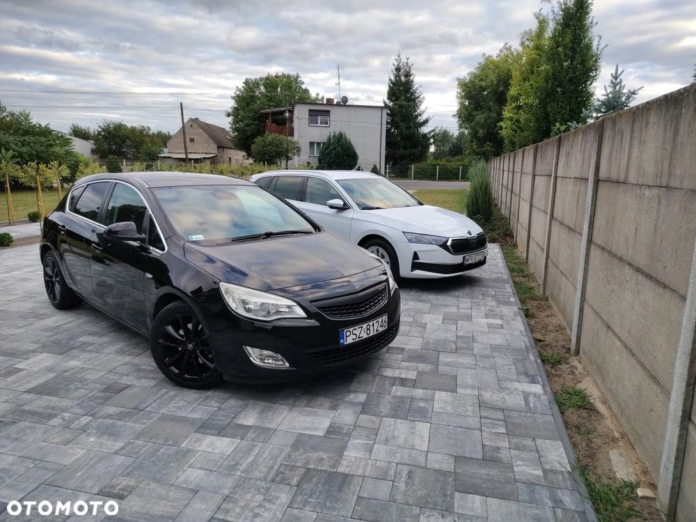 Opel Astra 1.7 CDTI DPF Cosmo - 6