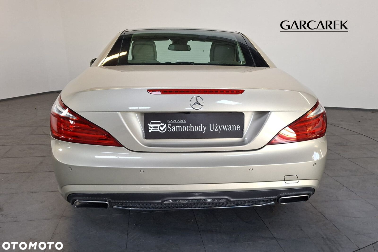 Mercedes-Benz SL - 10