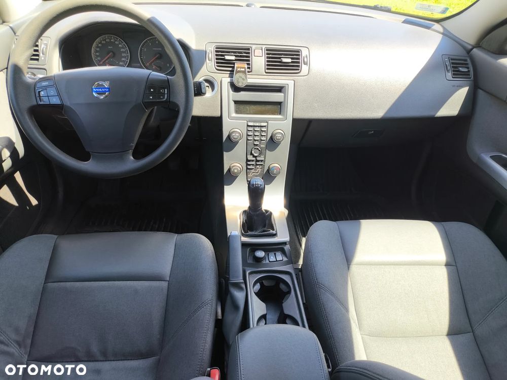Volvo V50 1.8 - 19