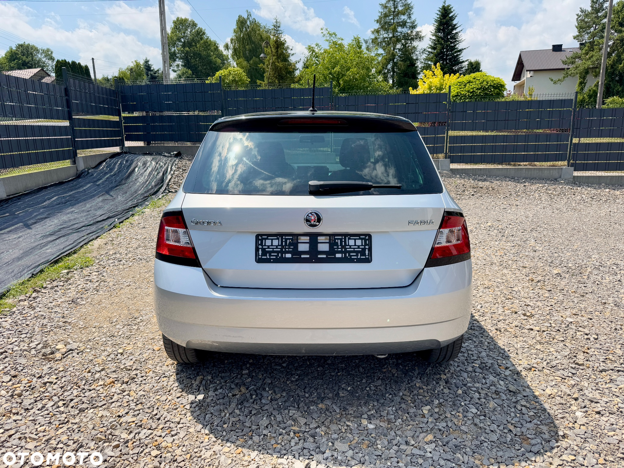 Skoda Fabia - 11