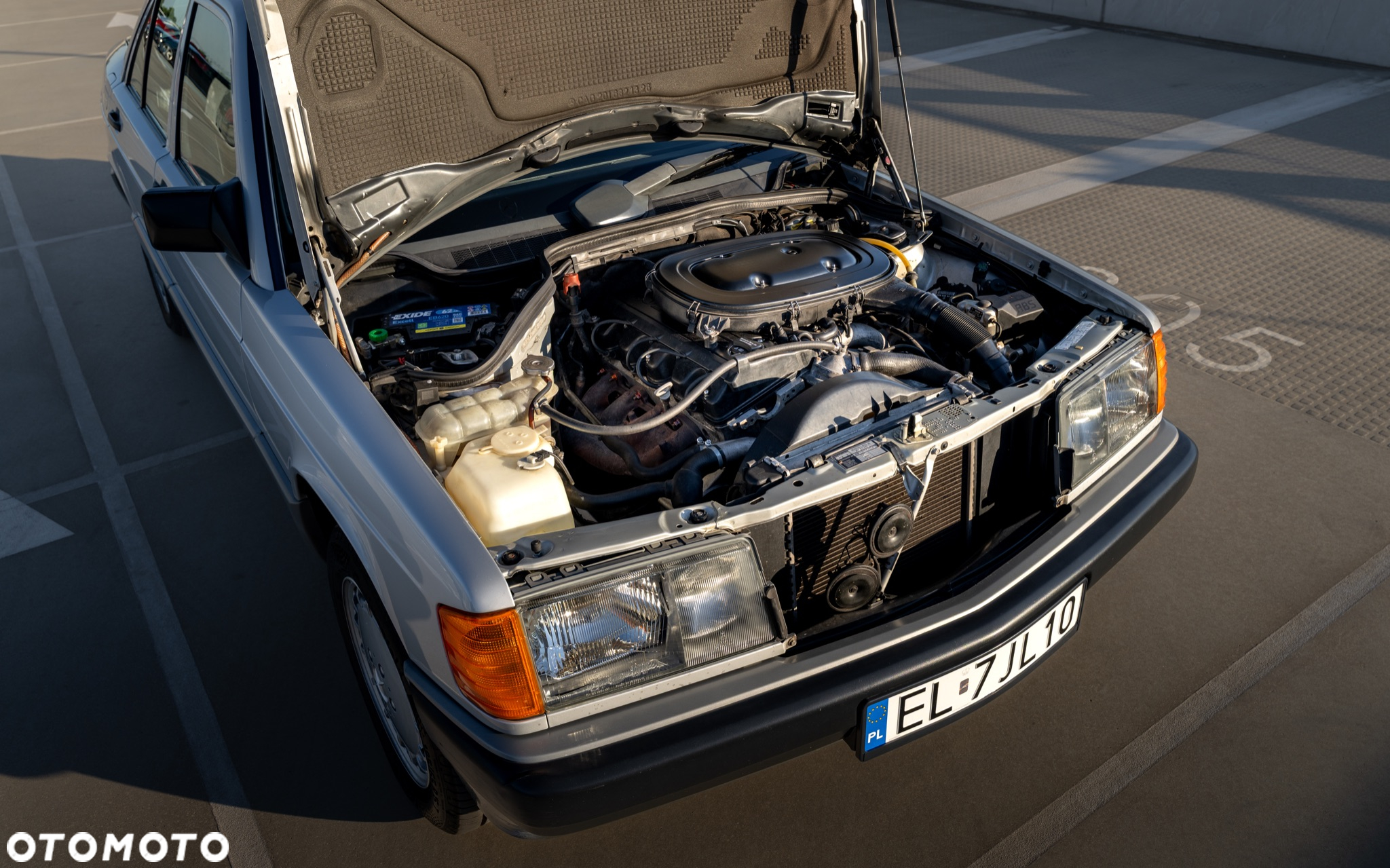 Mercedes-Benz W201 (190) - 10