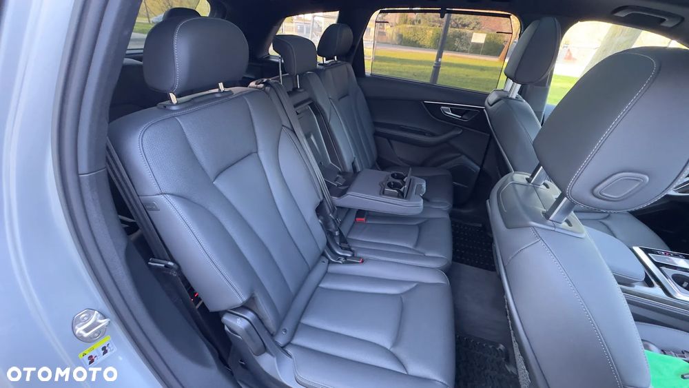 Audi Q7 - 25