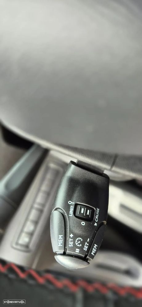 Peugeot 308 SW 1.6 BlueHDi GT Line - 25