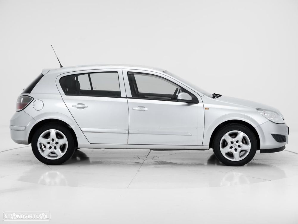 Opel Astra - 3