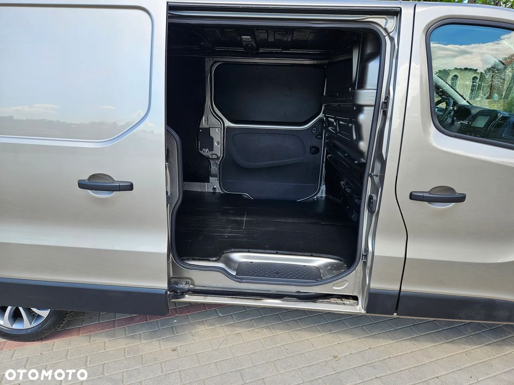 Opel Vivaro - 4