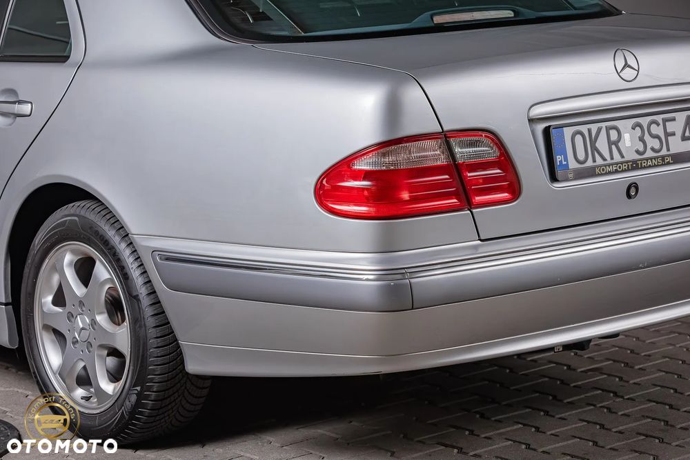 Mercedes-Benz Klasa E - 4