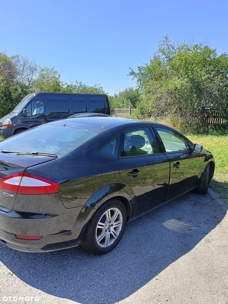 Ford Mondeo 1.8 TDCi Ambiente - 3