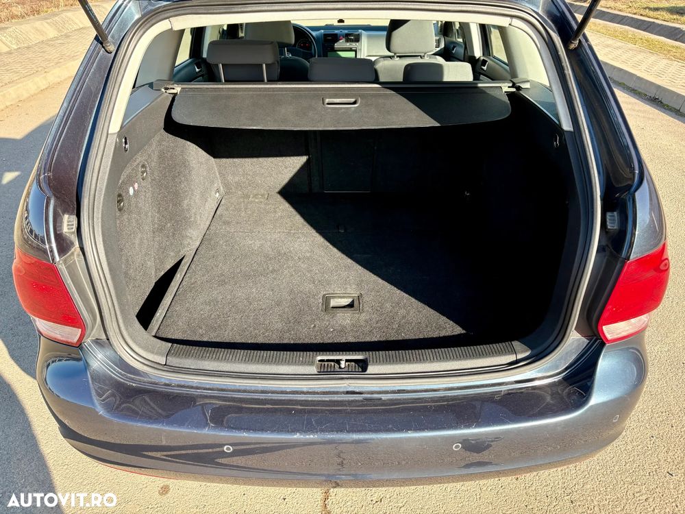 Volkswagen Golf 1.4 TSI Highline - 37