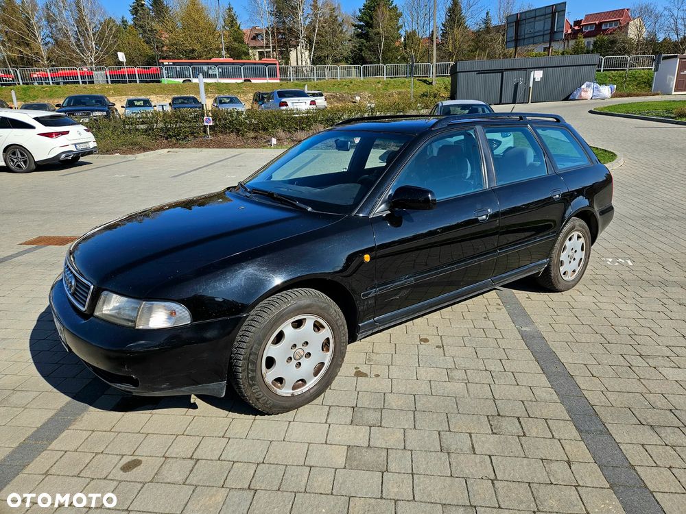 Audi A4 Avant - 4