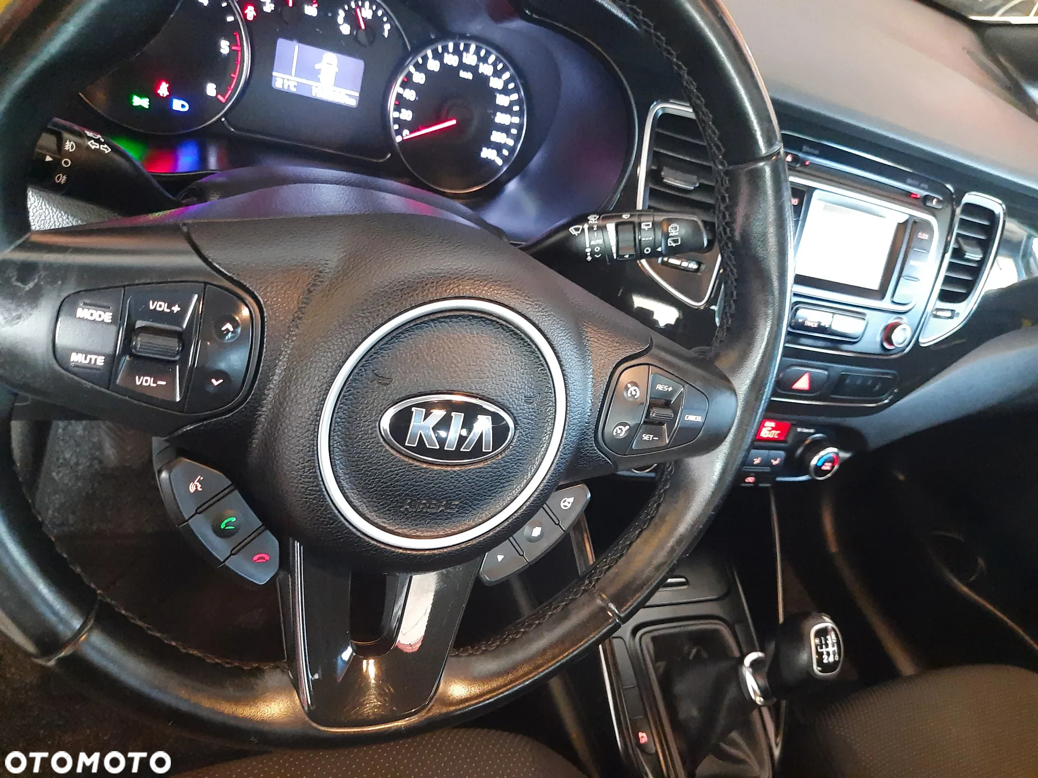 Kia Carens 1.7 CRDi M EU6 - 16