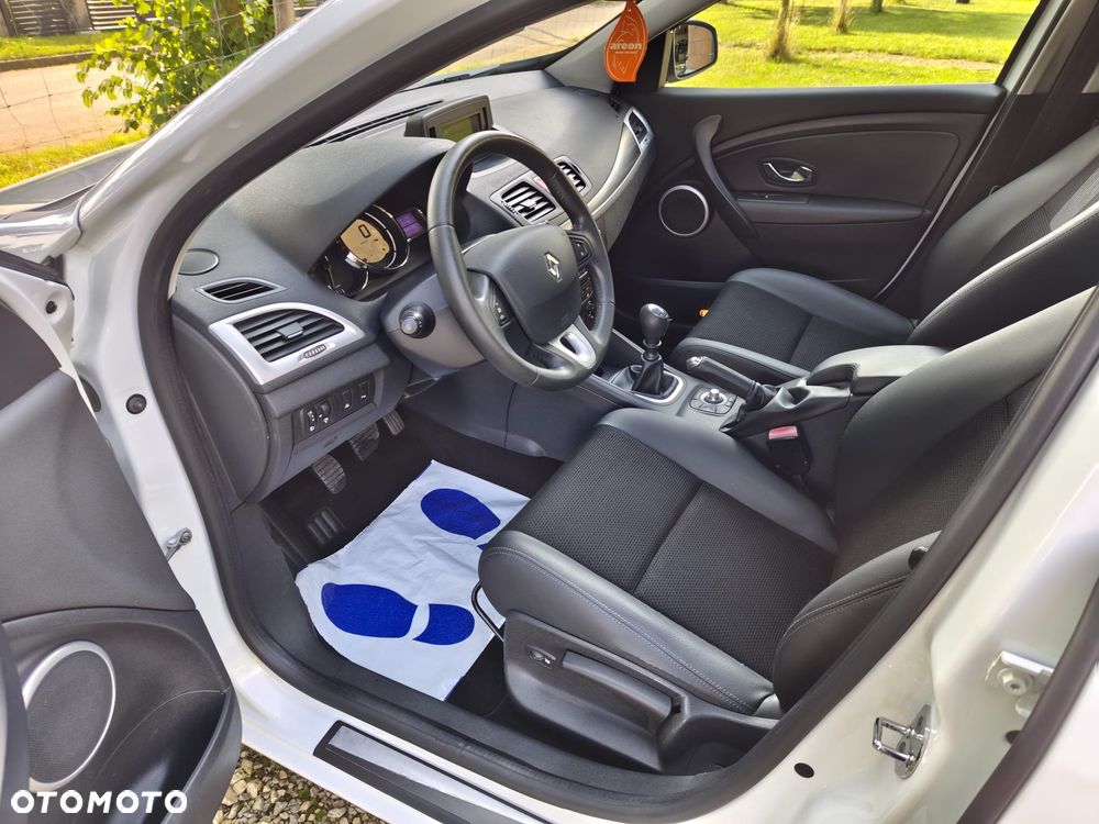 Renault Megane 1.6 16V 110 Night and Day - 16