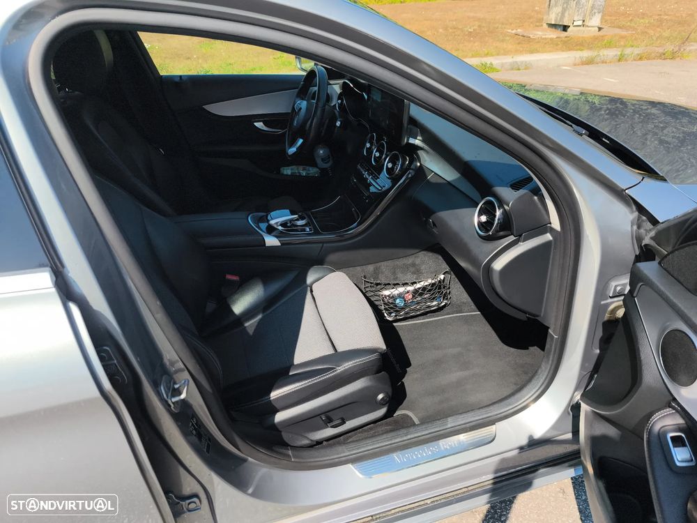 Mercedes-Benz C 220 d BE Edition AMG Line Aut. — fotografia 8