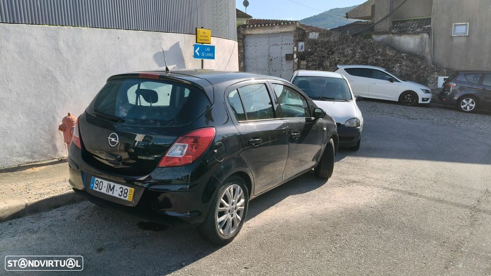 Opel Corsa 1.2 Enjoy - 2