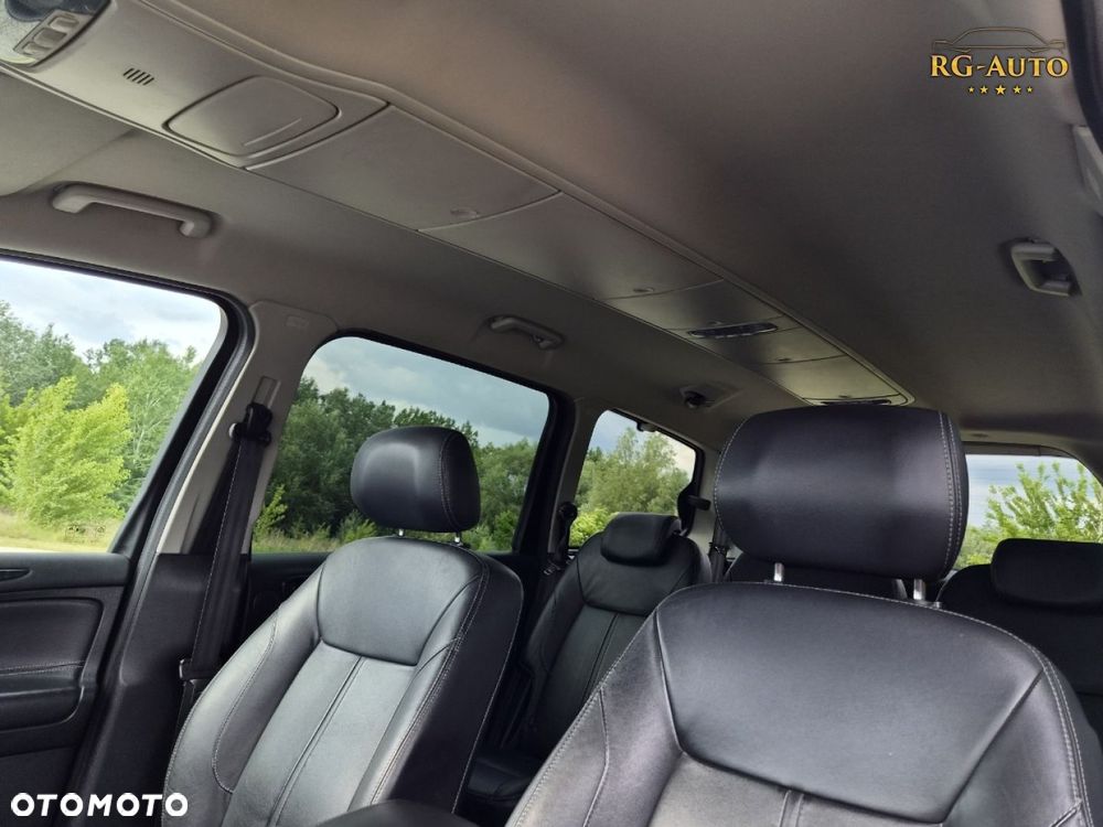 Ford Galaxy - 36
