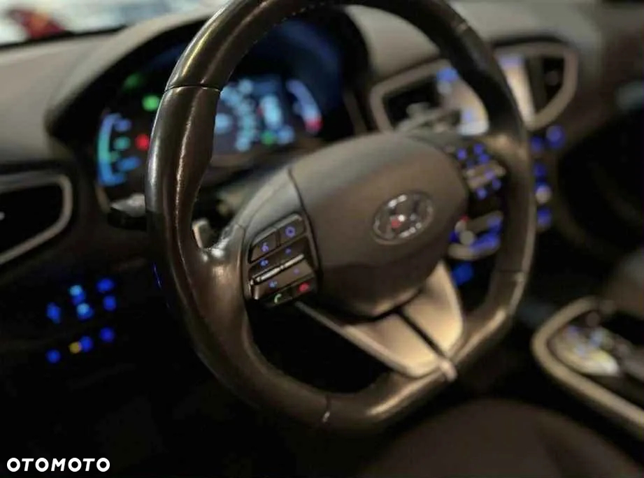Hyundai IONIQ - 5