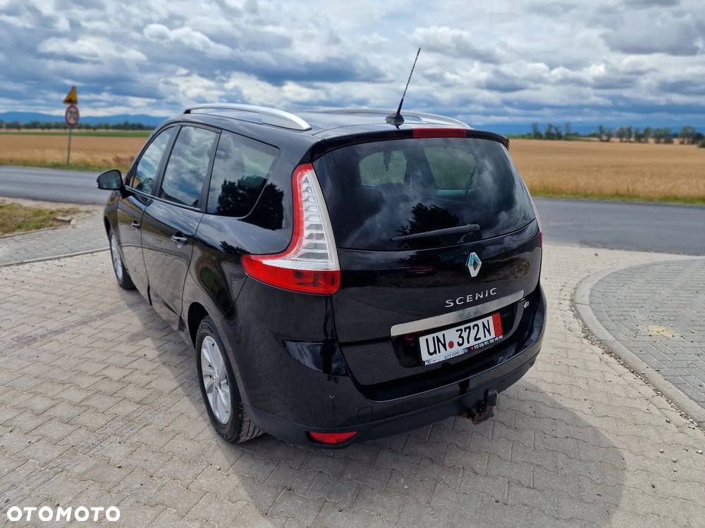 Renault Scenic Energy dCi 110 S&S LIMITED - 11