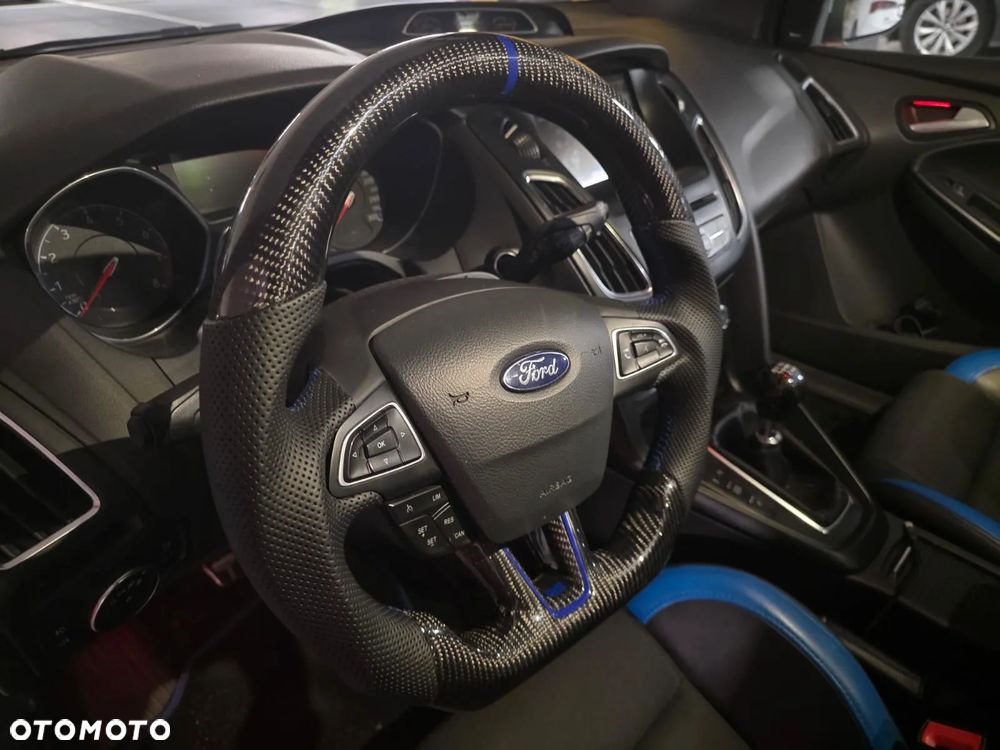 Ford Focus - 6