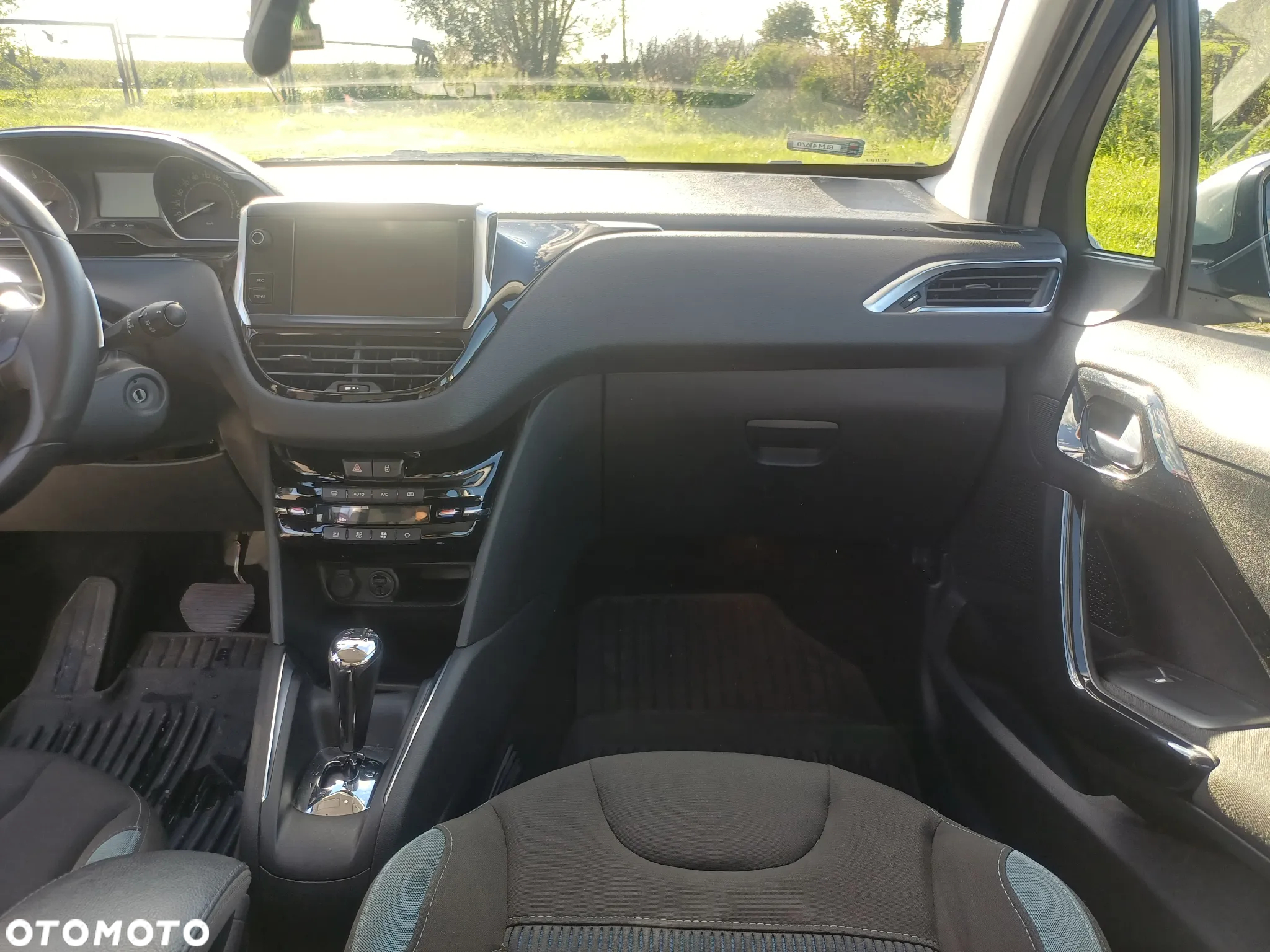 Peugeot 208 1.2 VTi Active ETG5 - 14