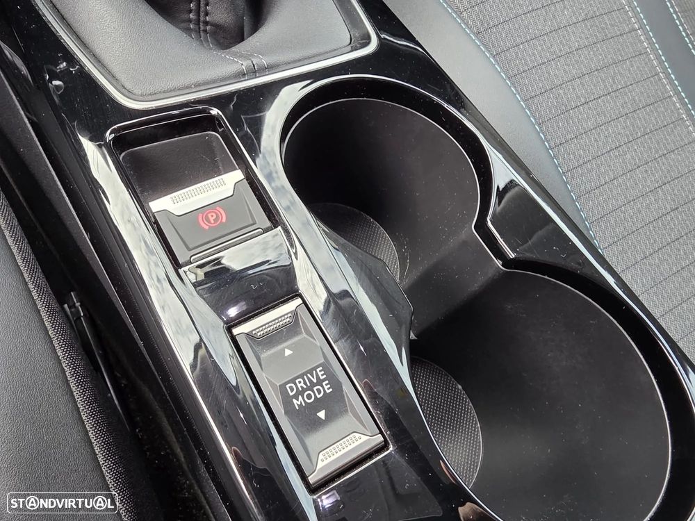 Peugeot 2008 PureTech 130 Allure Pack - 17