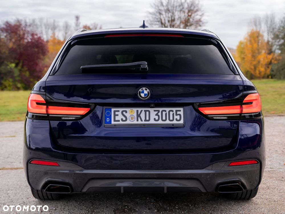 BMW Seria 5 520d xDrive M Sport Edition - 12