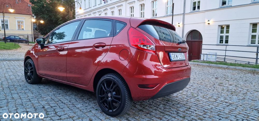 Ford Fiesta 1.25 Ambiente EU5 - 5