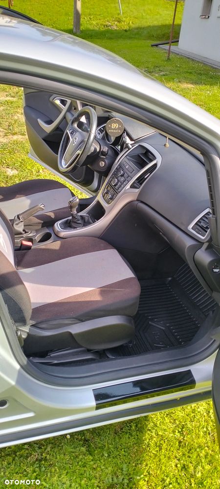 Opel Astra 1.7 CDTI - 13
