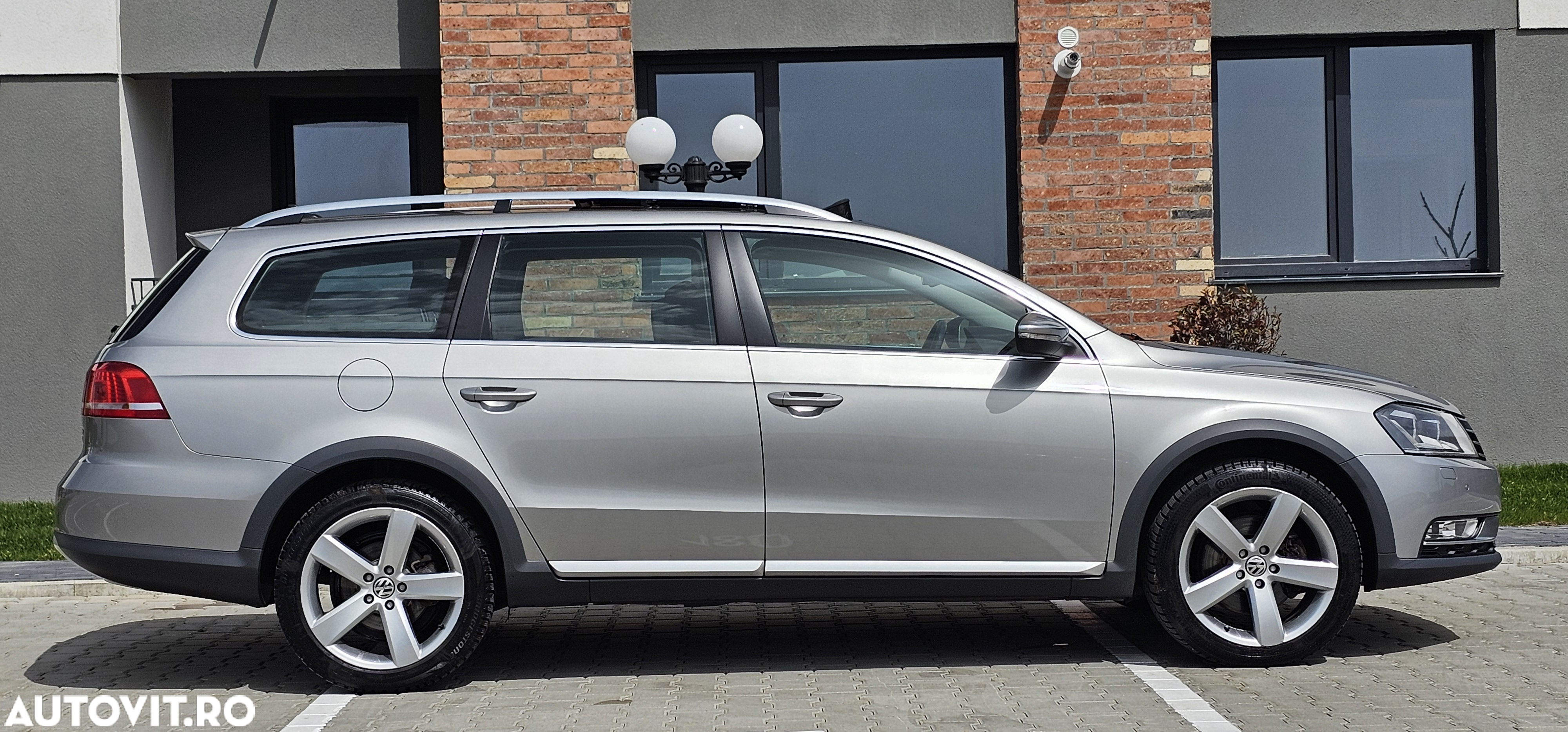 Volkswagen Passat Variant 2.0 TDI 4Motion BlueMotion Technology Exclusive - 10